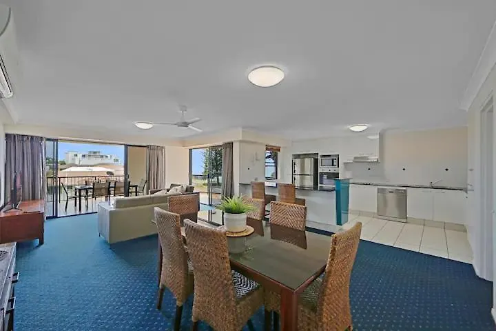 ברגרה Ocean Breeze @ Coral Sands